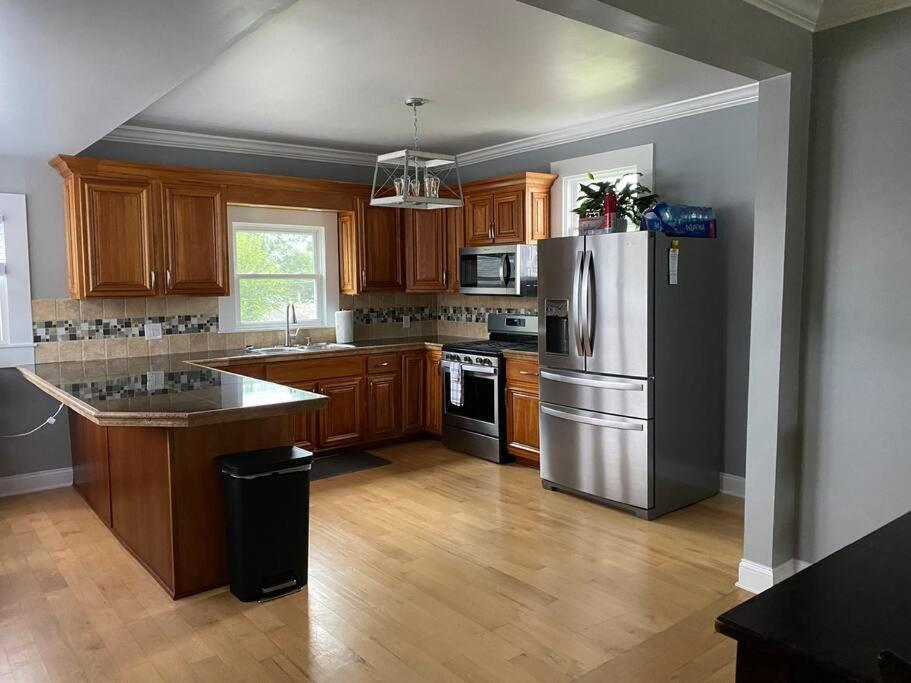 3bed 2bath Nestled In Cozy Grandview Neighborhood Holiday home