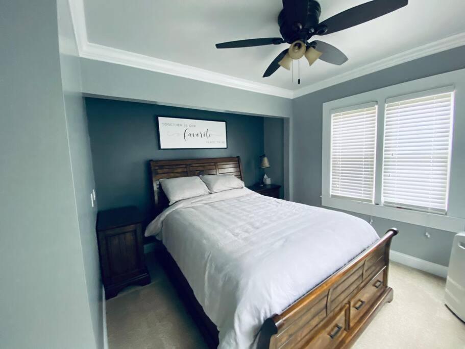3bed 2bath Nestled In Cozy Grandview Neighborhood Holiday home